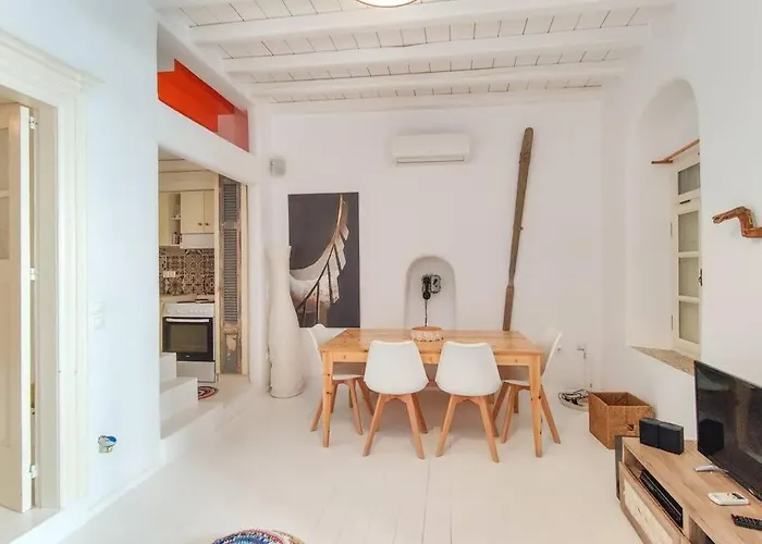 בית נופש The Sunday House In The Heart Of *